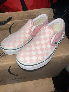 Vans Kids Slip-On Checkerboard Sneakers - Pink & White